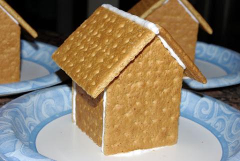 gingerbread house